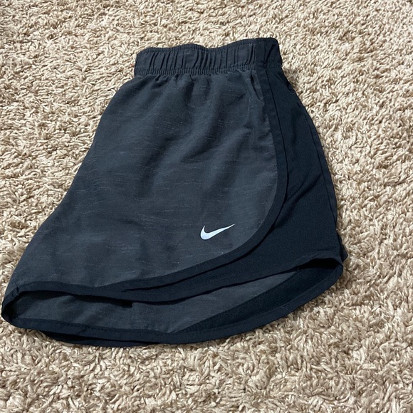 Womens Nike running shorts size small (dark grey heather) - Picture 1 of 4
